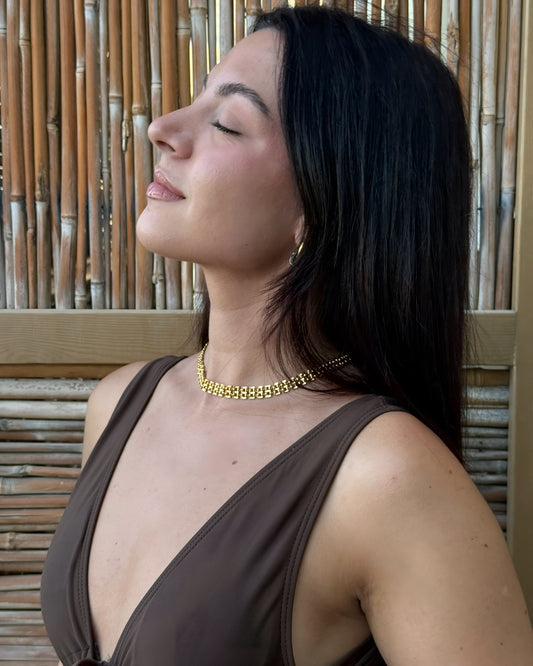 Iris gold chain