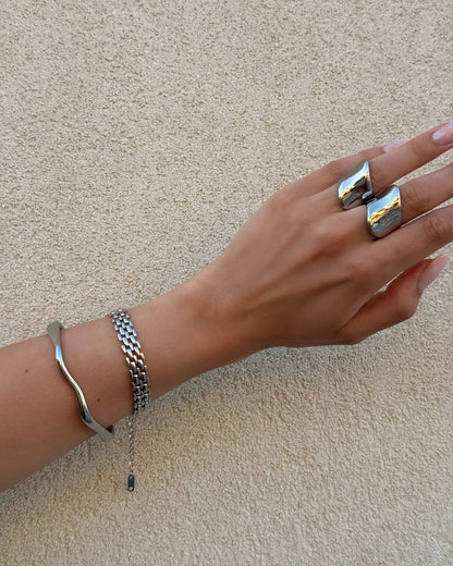 Wave silver cuff
