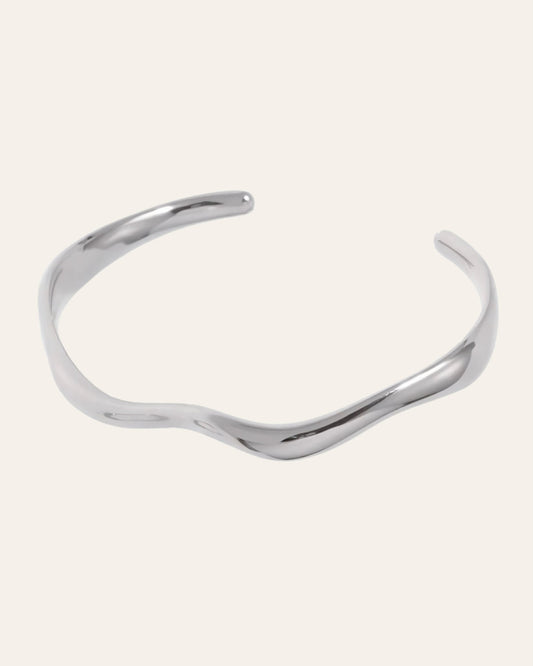 Wave silver cuff