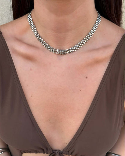 Iris silver chain