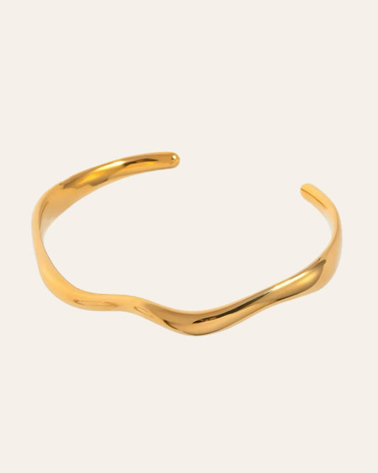 Wave gold cuff